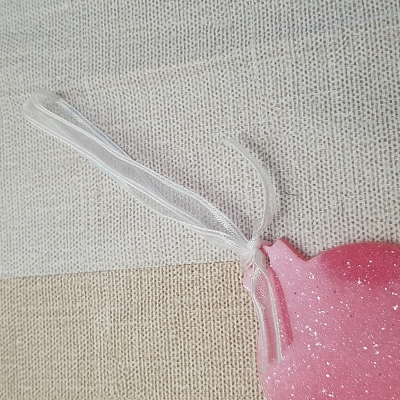 Handmade epoxy/resin ornament set. - Picture 3 of 5